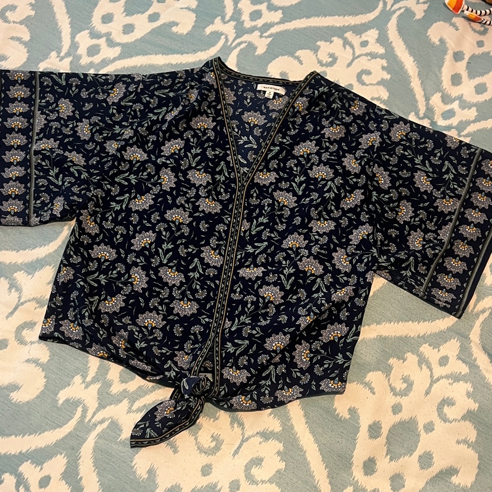 Max Studio Navy Floral Kimono Top